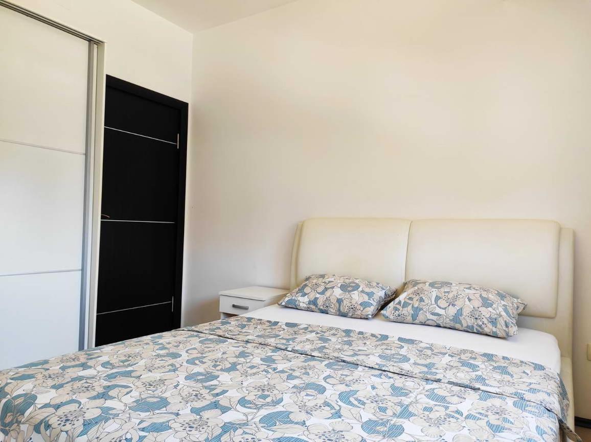Apartment Adrialux Budva Exterior photo