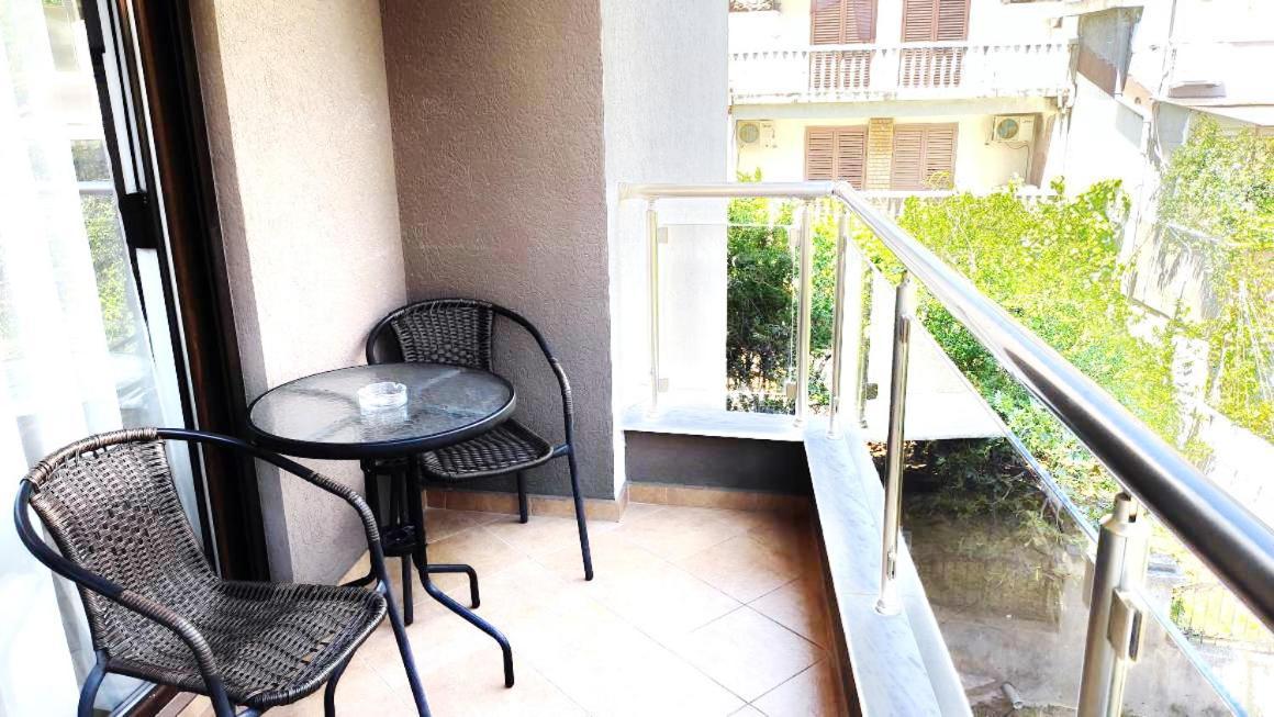 Apartment Adrialux Budva Exterior photo