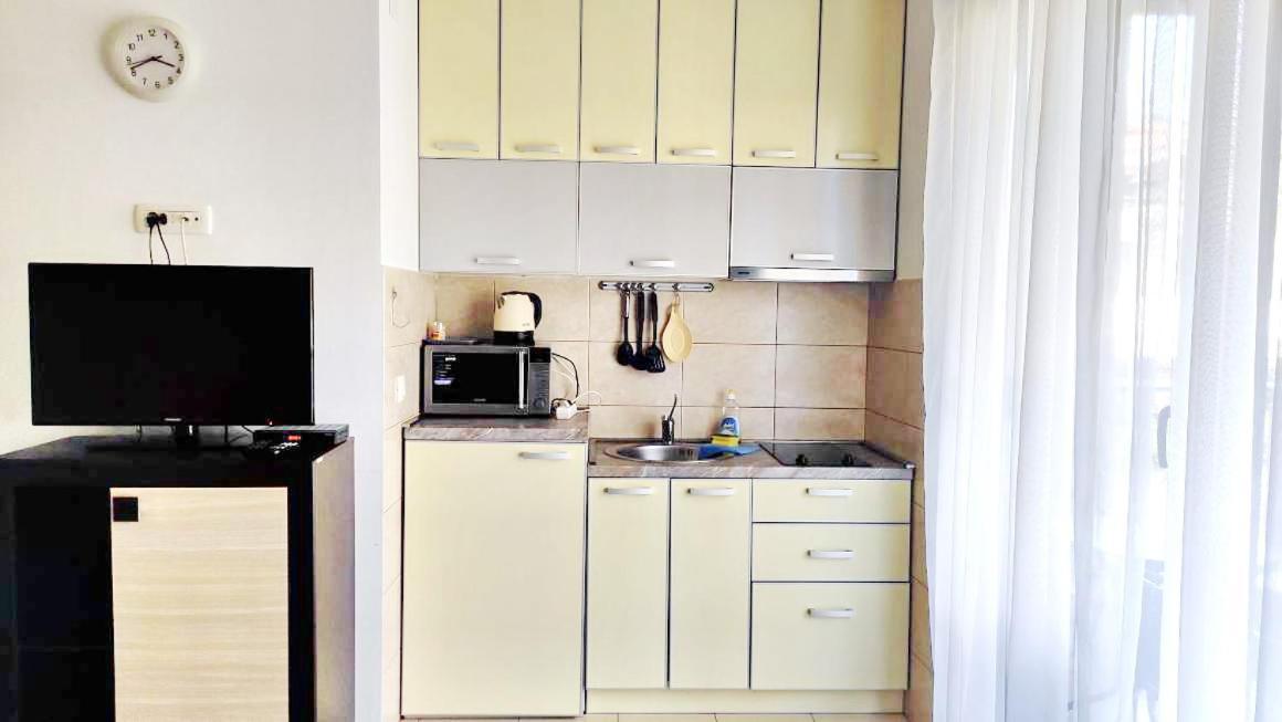 Apartment Adrialux Budva Exterior photo