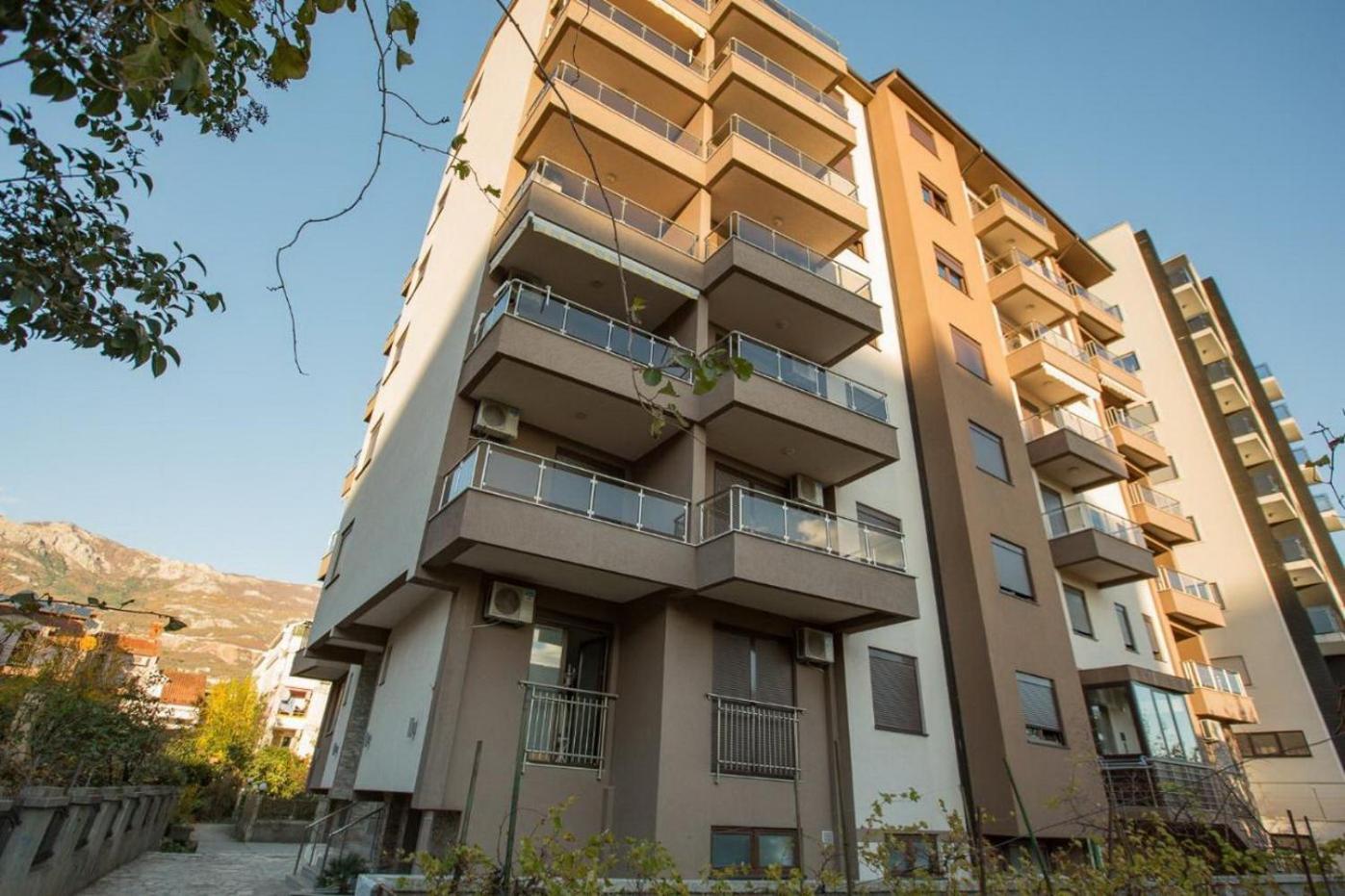 Apartment Adrialux Budva Exterior photo